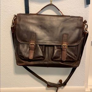 Leather messenger bag, padded laptop